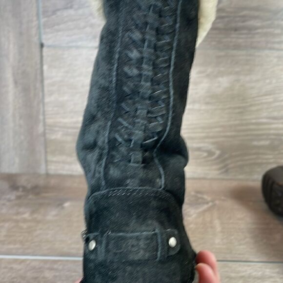 Ugg Karyn Black Suede Warm Shearling Cuff Women’s Sz 5 Zip Pull On Winter Boots - Picture 12 of 12